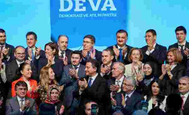 Babacan, DEVA'nın A Takımı'nı Açıkladı: 21 Başkan Yardımcısından 7'si Kadın