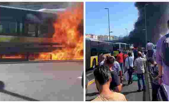 Bakırköy'de Metrobüs Yangını: Olay Yerine Çok Sayıda İtfaiye Ekibi Sevk Edildi
