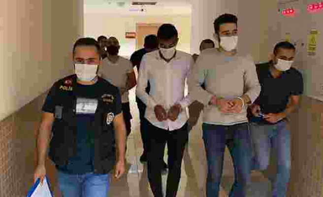Barış Atay'a Saldıran 3 Kişi 'Kasten Yaralama' Suçundan Tutuklandı