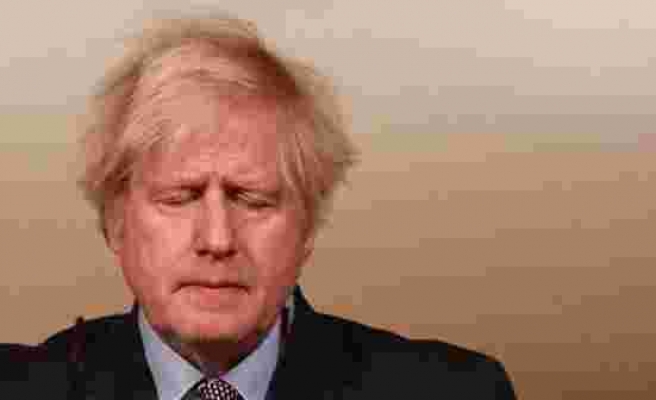 Başbakan Johnson bugün İngiltere'de tüm gazetelerin manşetinde: Kaybedilen her hayat için çok ama çok üzgünüm