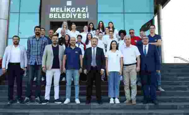 Başkan Palancıoğlu’ndan Melikgazi Kayseri Kadın Basketbol maçına davet