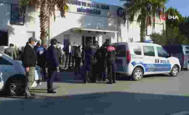Bodrum Belediyesinde Belediye Başkanına Bıçaklı Saldırı: 3 Kişi Hafif Şekilde Yaralandı