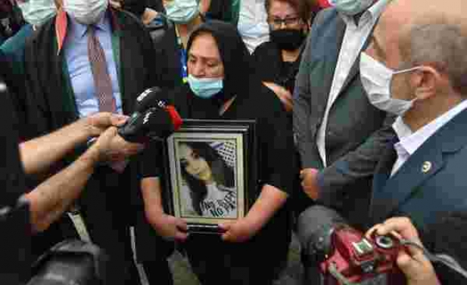 Boksörün Öldürdüğü Zeynep Şenpınar'ın Annesi: 'Hayır Dediği İçin Öldürüldü'