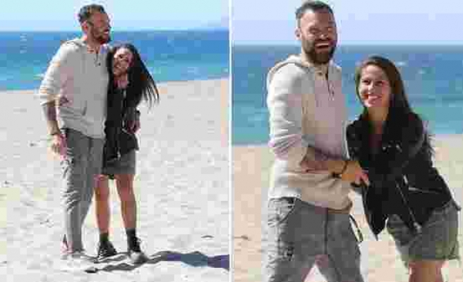 Brian Austin Green ve Soleil Moon Frye sahilde aşk tazeledi