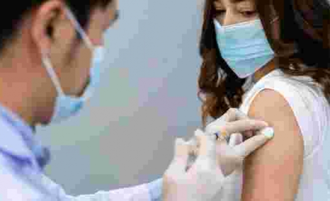 Bulantı, aşırı terleme… Aşının yan etkisi mi, aşı anksiyetesi mi?