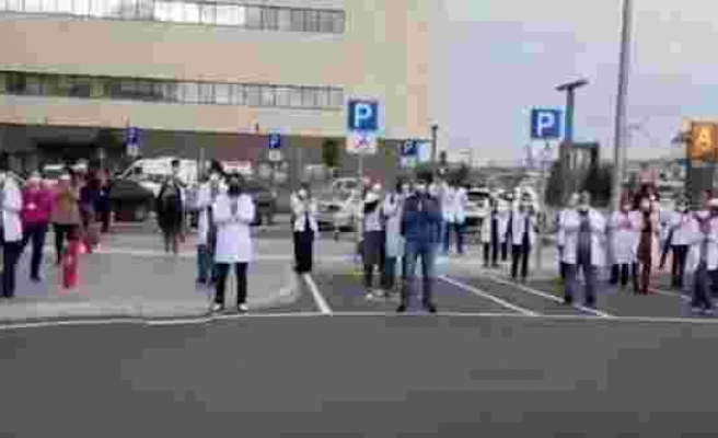 Çam ve Sakura Şehir Hastanesi’ndeki sağlık çalışanlarından ‘ek ödeme’ eylemi