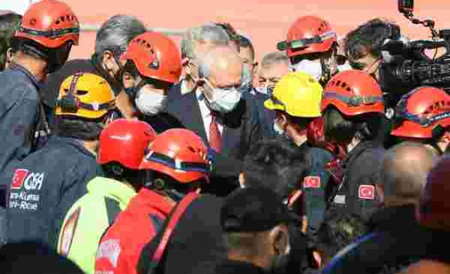 CHP Heyeti Deprem Bölgesinde: 'Hızla Kentsel Dönüşüme İhtiyaç Var'