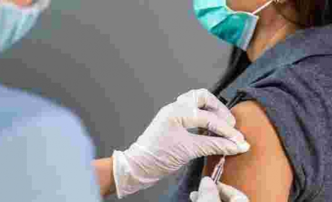 Çin aşısının ikinci dozu vuruldu, yan etki görülmedi