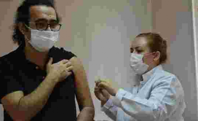 Çin’den gelen corona aşısı, Tepecik Hastanesi’nde de uygulanıyor