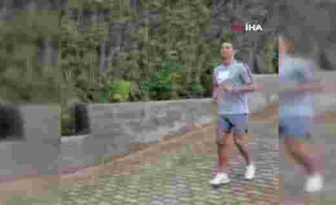 Cristiano Ronaldo, sevgilisi ile antrenmanlarını sürdürüyor