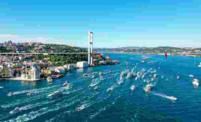 Donanma Boğazda: Beşiktaşlılar Şampiyonluğu Coşkuyla Kutladı