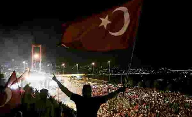 Dün Gibi Hatırlanıyor: Türkiye'nin En Karanlık Gecesi 15 Temmuz'un Üzerinden 4 Yıl Geçti