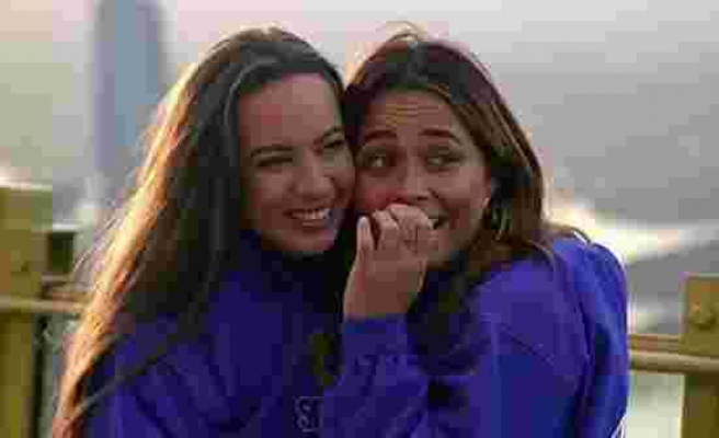 Dünya bu olayı konuşuyor! İki kadın televizyon canlı yayınında en uzun öpüşme rekorunu kırdı