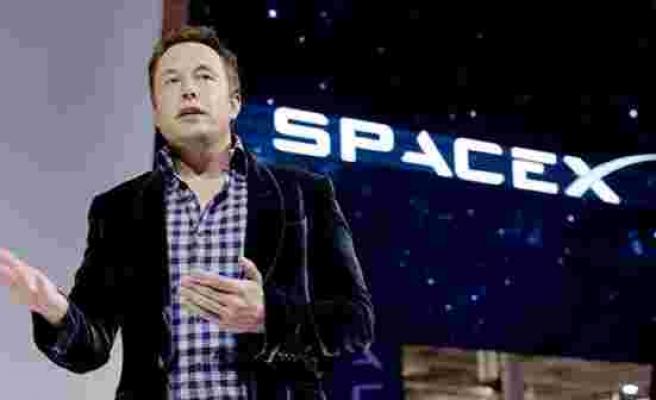 Dünya yörüngesindeki uyduların çeyreği Elon Musk'ın kontrolüne geçiyor