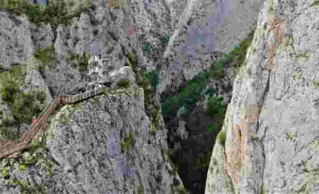 Dünyanın 2. en derin kanyonu Vahşi Cennet'te 11 kişi mahsur kaldı