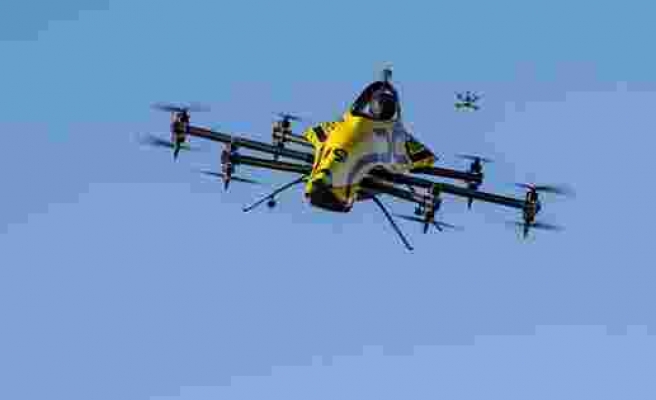 Dünyanın İnsan Taşıyabilen İlk Akrobasi Drone'unun Deneme Uçuşu Başarıyla Gerçekleşti!