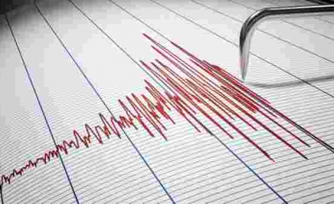 Ege'de 4,2 büyüklüğünde deprem