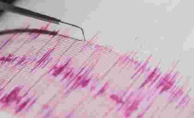 Ege Denizi'nde 4,4 büyüklüğünde deprem oldu