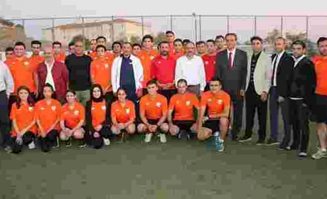 Elazığ’da amatör spor kulüplerine 850 bin TL'lik malzeme desteği