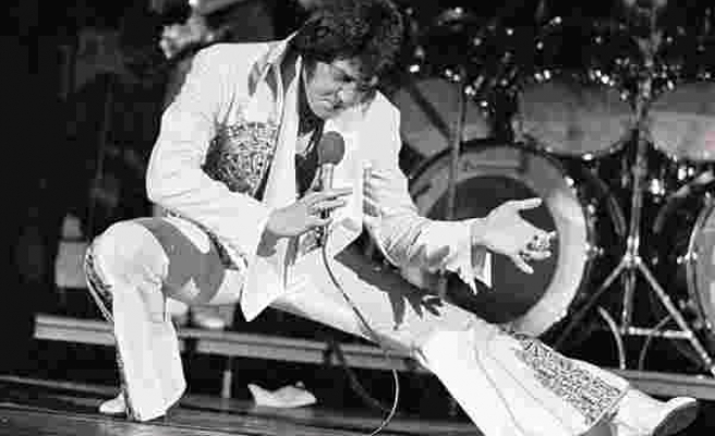 Elvis Presley’in Kostümü 1 Milyon Dolara Satıldı