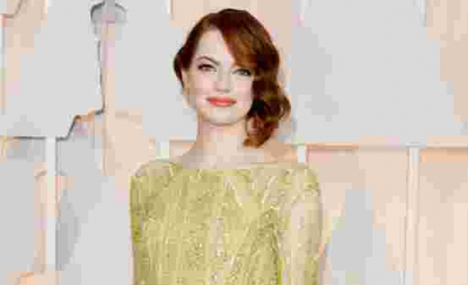 Emma Stone'un Oscar elbisesi açık artırmaya çıkacak