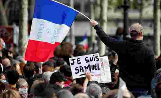 Fransa'da Başı Kesilen Öğretmen İçin Binlerce Kişi Meydanlarda: Ben Samuel'im