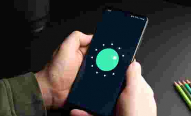 Galaxy S10 Android 12 ile yakalandı