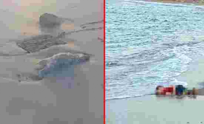 Göçmen teknelerinin batması nedeniyle yaşamını yitiren çocukların cansız bedenleri Libya sahiline vurdu