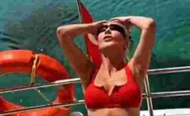 Hande Yener kırmızı bikinisiyle poz verdi