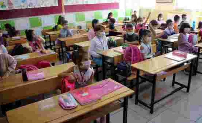 'Hasta çocuklar ilk 48-72 saatte okula gönderilmemeli'