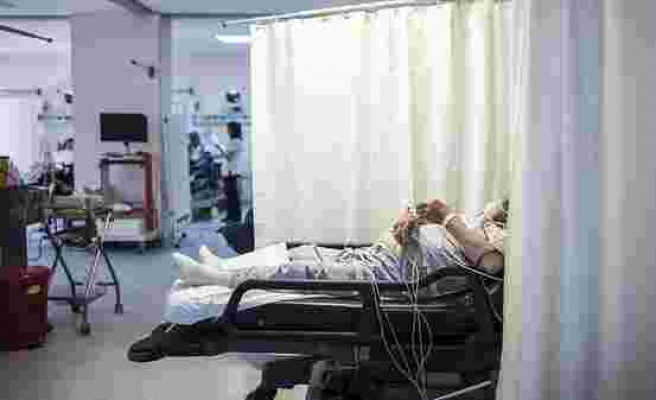 Hastanede İki Kez Yataktan Düşen Kovid Hastası Hayatını Kaybetti