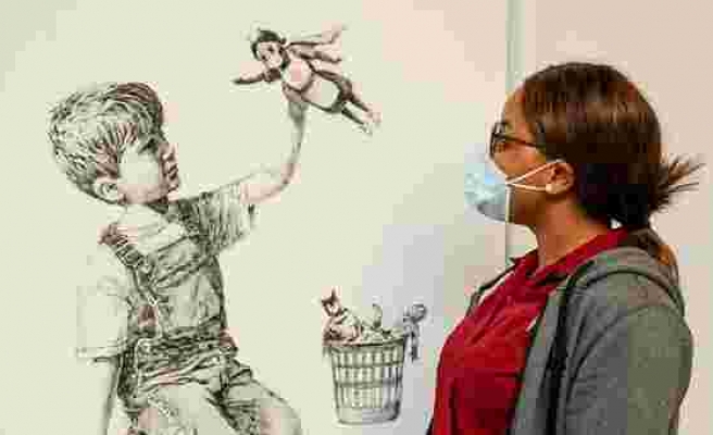 Hayali Kahramanlar Çöpe! Banksy'inin Sağlık Çalışanları İçin Çizdiği Resim Satışa Çıkıyor