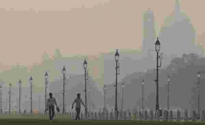 Hindistan'da hava kirliliği: Eğitime ara verilsin çağrısı