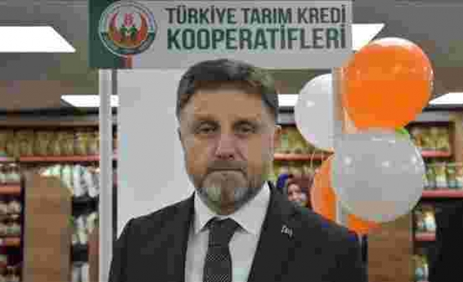 İddia: Eski AKP Milletvekili Olan Müdür 11, Yardımcısı 5 Yerden Maaş Alıyor