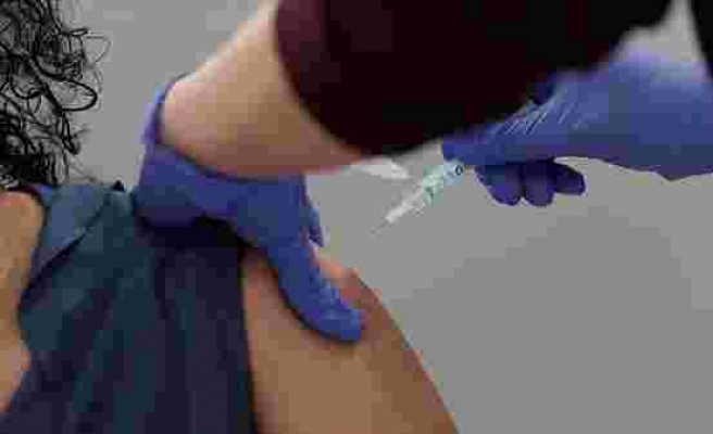 İlk Doz Aşıyı Olduktan Sonra Koronavirüse Yakalananlar Ne Yapacak?