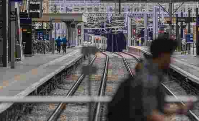 İngiltere'de demir yolu çalışanları yeniden greve gidecek