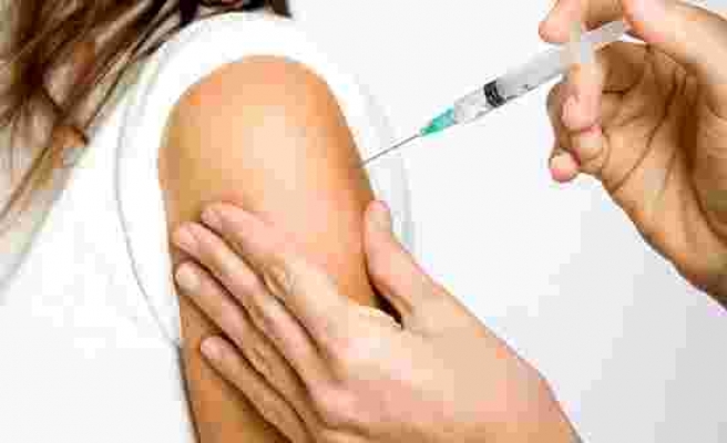 İngiltere'de yaşayanlar koronavirüs aşısı bulunsa dahi yaptırmayı düşünmüyor
