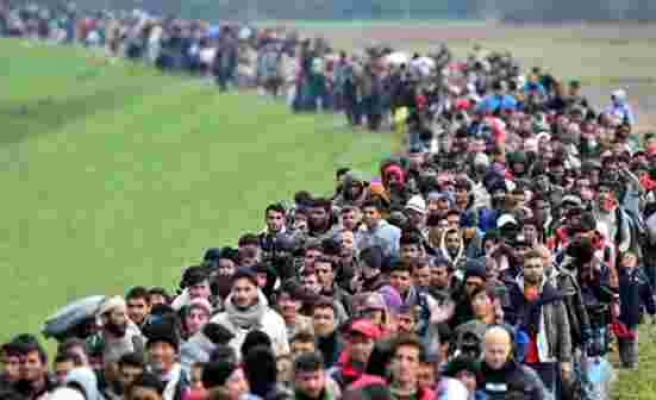 İngiltere, sınırları içindeki mültecileri Türkiye'ye göndermeyi planlıyor