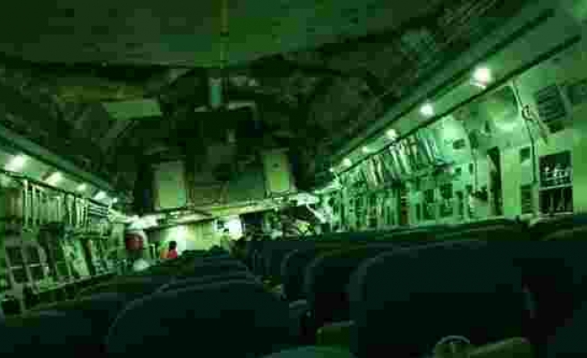 İngiltere'ye Ait Dev Askeri Uçak Afganistan’dan Bomboş Döndü