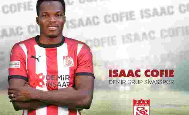 Issac Cofie 2 yıl daha Sivasspor’da
