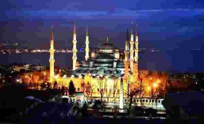 İstanbul, Ankara, İzmir sela ne zaman okunur 1 Ekim Cuma selası ne zaman okunur Cuma selası saat kaçta okunuyor