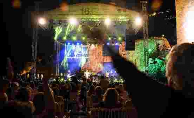 İstanbul'da Açık Havadaki Konser ve Festivaller Yasaklandı