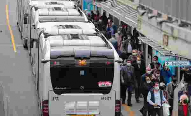 İstanbul'da Toplu Taşıma Yasağı Esnetildi! Yaş Sınırı Değişti