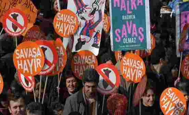 İstanbul Valiliği 'Savaşa Hayır' Demeyi 10 Gün Boyunca Yasakladı