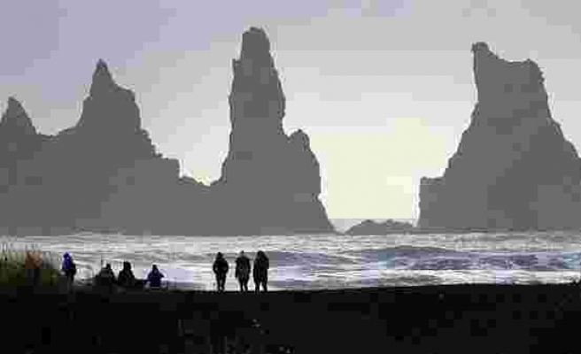 İzlanda’da Volkanik Bölge Krysuvik 800 Yıllık Uykudan Uyandı