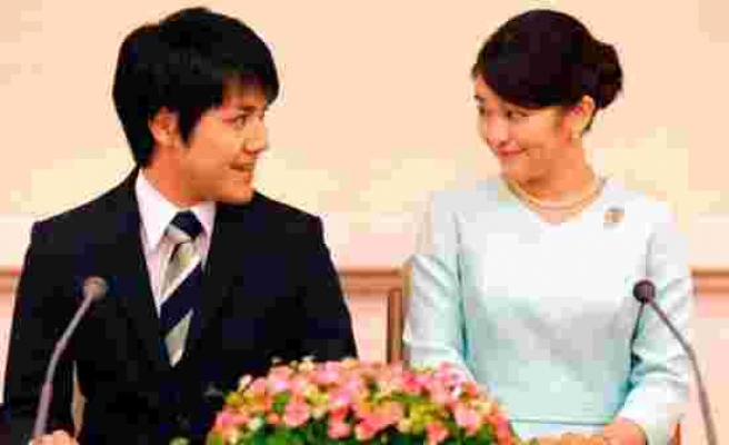 Japonya'da Prenses Mako, halktan biri olan nişanlısı ile ay sonunda evlenerek kraliyet statüsünü kaybedecek