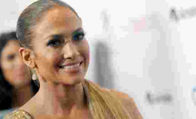 Jennifer Lopez sosyal medyada ortadan kayboldu