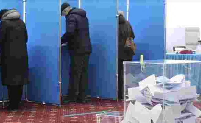 Kazakistan yarın referanduma gidecek