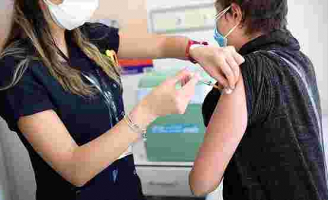 Koca: '35 Yaş Üstü Yarından İtibaren Aşı Yaptırabilecek'