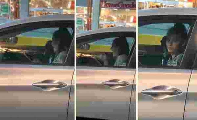 Köpeğiyle Birlikte Arabanın İçinde TikTok Videosu Çeken Kadının Başka Bir Arabadan Kaydedilen O Anları!